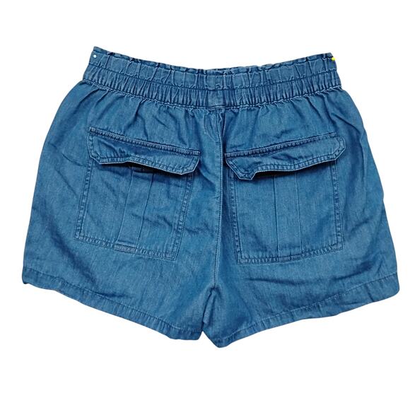 UGG RTW Chambray Shorts Size Small Blue Front and back Pockets Elastic Waist NEW - Picture 2 of 4